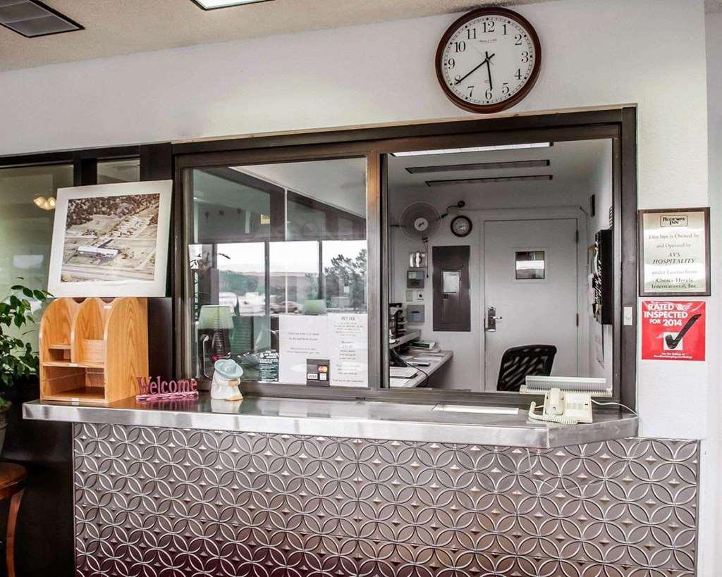 Budget Host Trinidad Interior photo